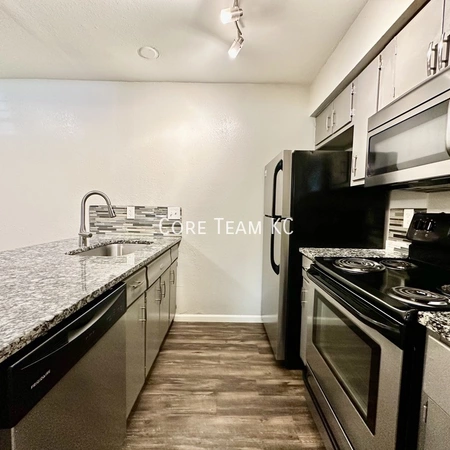 2 bedrooms apartment for rent in Ivanhoe - KCMO, Kansas City