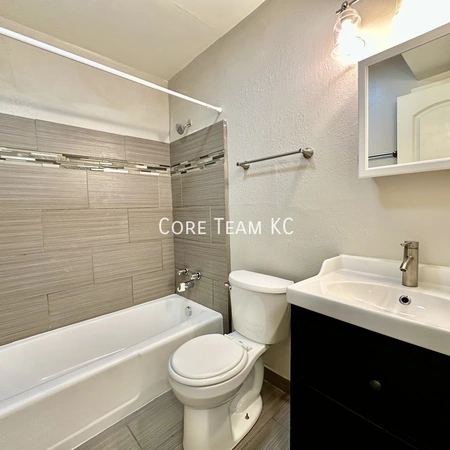 2 bedrooms apartment for rent in Ivanhoe - KCMO, Kansas City