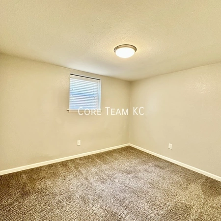 2 bedrooms apartment for rent in Ivanhoe - KCMO, Kansas City