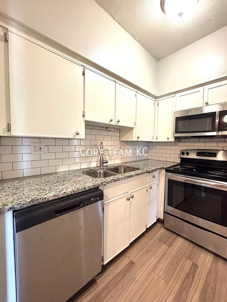 1 bedroom apartment for rent in Midtown-Westport - KCMO, Kansas City