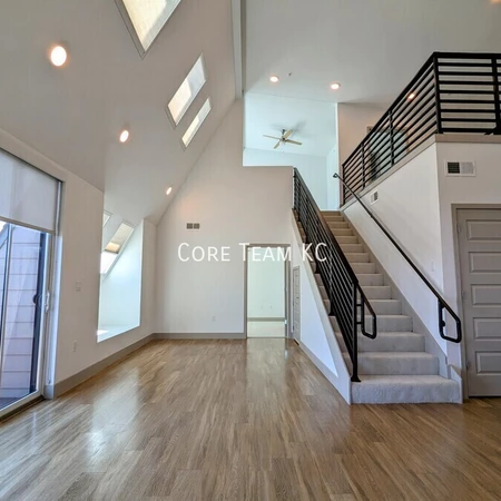 2 bedrooms apartment for rent in Longfellow - KCMO, Kansas City