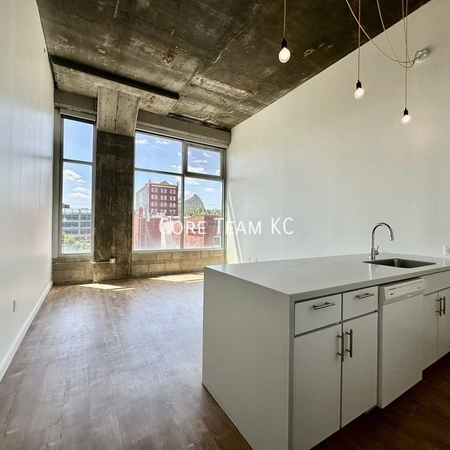 Studio Apartment for rent in Downtown Kansas City - KCMO, Kansas City