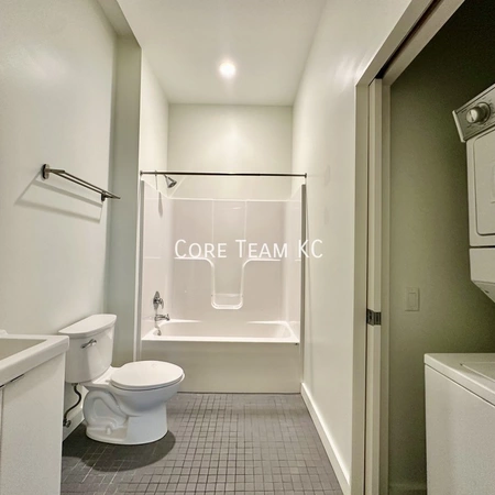 Studio Apartment for rent in Downtown Kansas City - KCMO, Kansas City