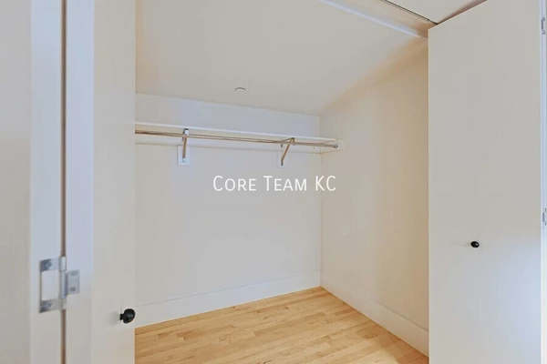 1 bedroom apartment for rent in Midtown-Westport - KCMO, Kansas City