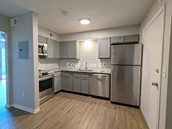 2 bedrooms apartment for rent in Ivanhoe - KCMO, Kansas City