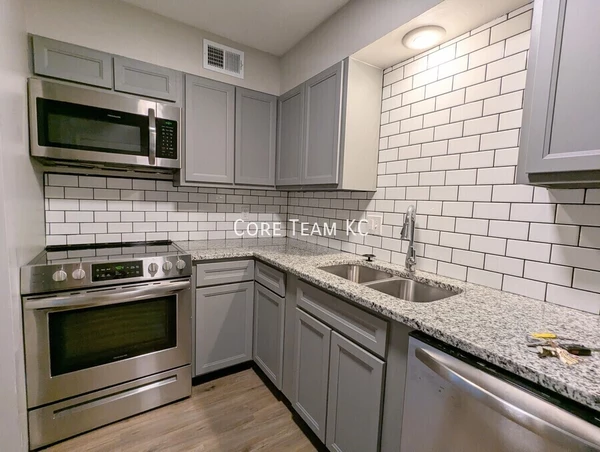 2 bedrooms apartment for rent in Ivanhoe - KCMO, Kansas City