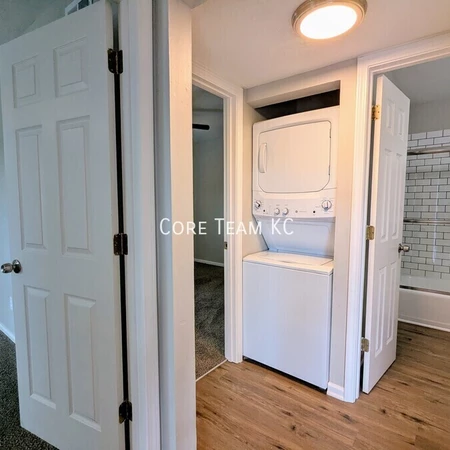 2 bedrooms apartment for rent in Ivanhoe - KCMO, Kansas City