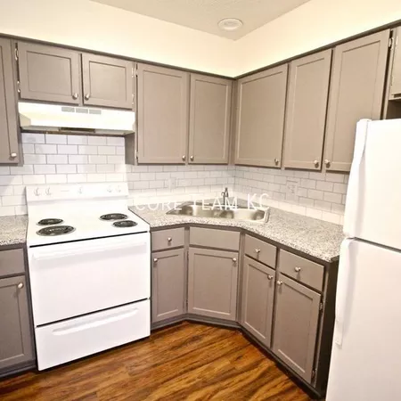 2 bedrooms apartment for rent in Midtown-Westport - KCMO, Kansas City