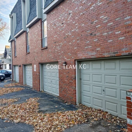 2 bedrooms apartment for rent in Midtown-Westport - KCMO, Kansas City