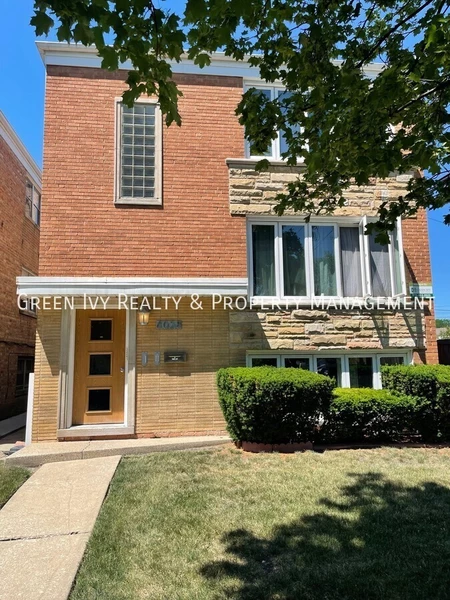 3 bedrooms apartment for rent in Jefferson Park - Far North Side, Chicago