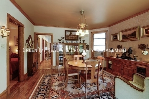 3 bedrooms apartment for rent in Irving Park - Northwest Side, Chicago
