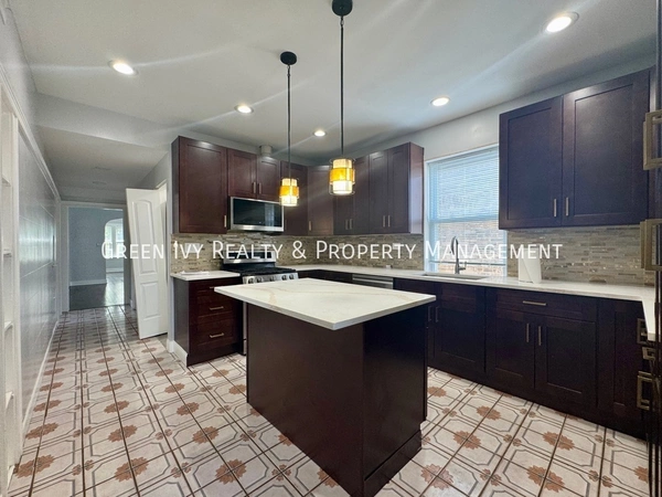 3 bedrooms apartment for rent in Belmont Cragin - Northwest Side, Chicago