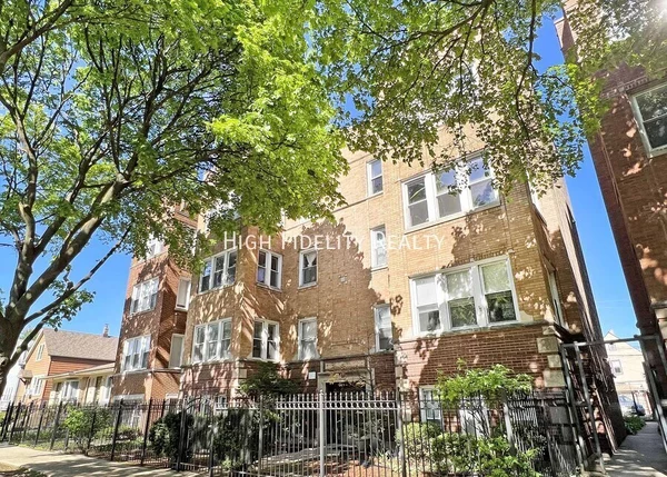 2 bedrooms apartment for rent in Logan Square - North Side, Chicago