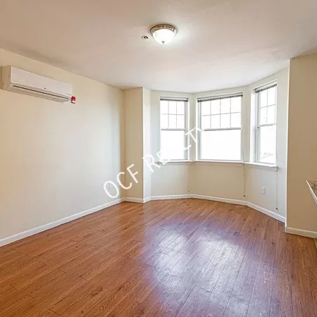 3 bedrooms apartment for rent in Upper North Philadelphia - North Philadelphia, Philadelphia