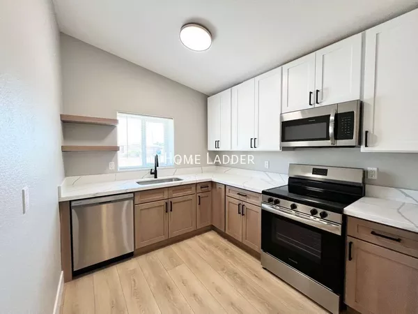 3 bedrooms apartment for rent in Central City - Phoenix, Phoenix