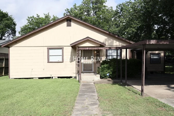 4 bedrooms apartment for rent in Kashmere Gardens - Inner Loop, Houston