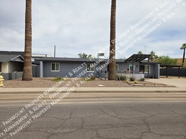 4 bedrooms apartment for rent in Camelback East - Phoenix, Phoenix