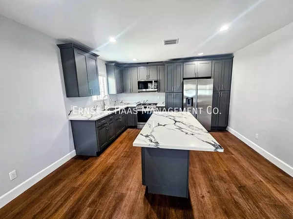 2 bedrooms apartment for rent in Inglewood - Westside / South Bay, Los Angeles