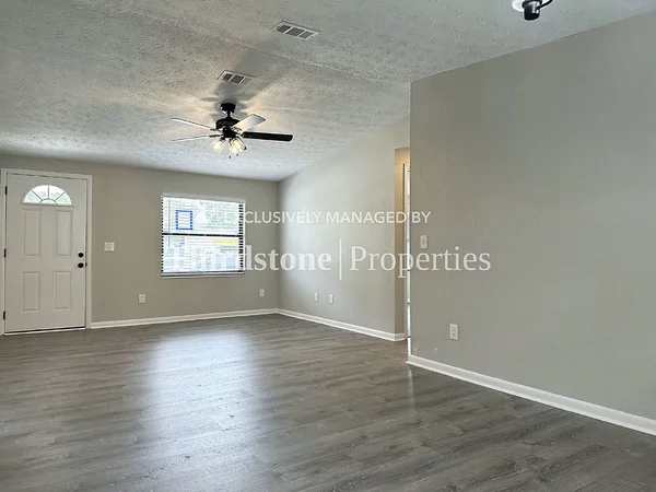 4 bedrooms apartment for rent in Windy Hill - Southside, Jacksonville