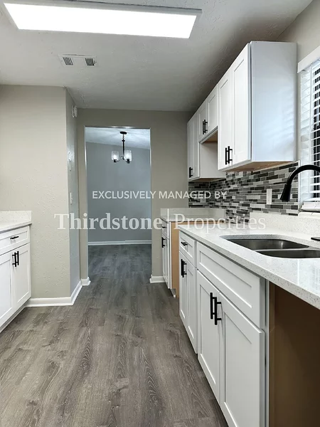 4 bedrooms apartment for rent in Windy Hill - Southside, Jacksonville