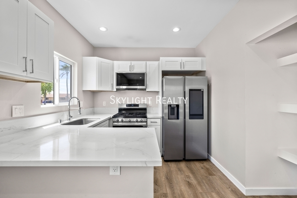 4 bedrooms apartment for rent in College Area SD - Inland, San Diego