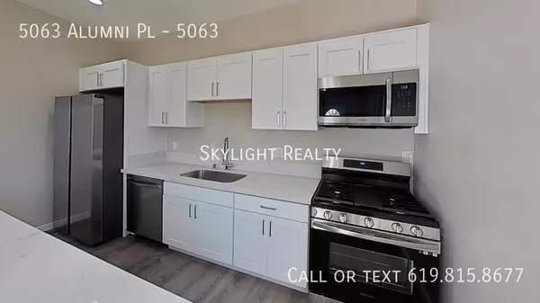 5 bedrooms apartment for rent in Rolando - Inland, San Diego