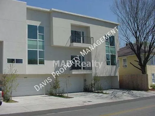 2 bedrooms apartment for rent in Lower Greenville - Ne Dallas, Dallas