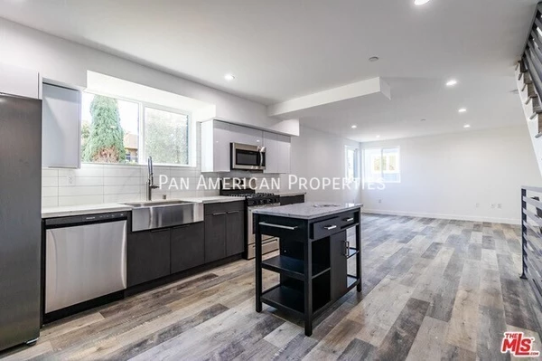 2 bedrooms apartment for rent in Hollywood - Central Los Angeles, Los Angeles