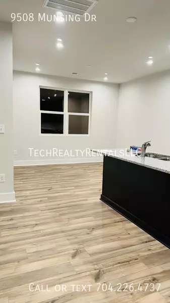3 bedrooms apartment for rent in West Sugar Creek - North Charlotte, Charlotte