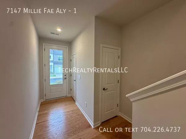 3 bedrooms apartment for rent in Derita / Statesville - North Charlotte, Charlotte