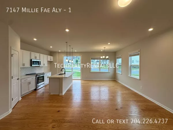 3 bedrooms apartment for rent in Derita / Statesville - North Charlotte, Charlotte