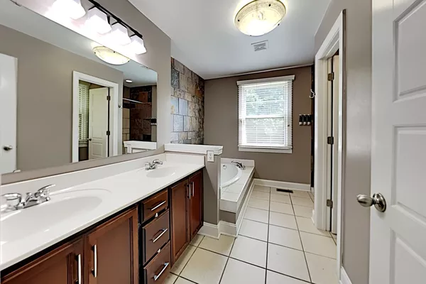 4 bedrooms apartment for rent in Glencliff - South Nashville, Nashville