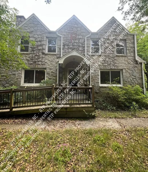 9 bedrooms apartment for rent in Worthdale - South Raleigh, Raleigh