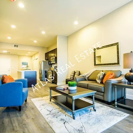 3 bedrooms apartment for rent in Highland - Center Denver, Denver