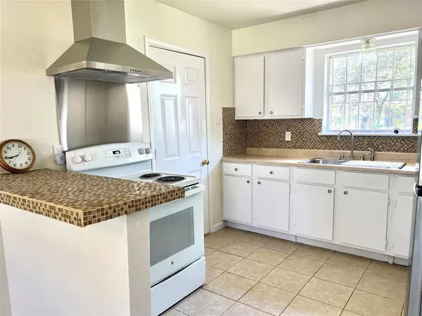 2 bedrooms apartment for rent in Sunnyside - Se Houston, Houston