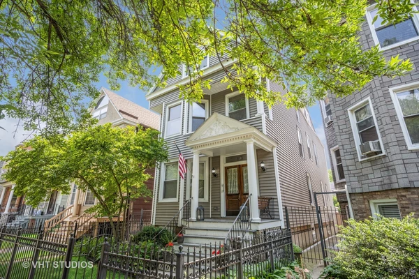 3 bedrooms apartment for rent in North Center - North Side, Chicago