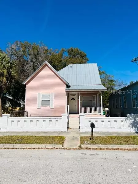 3 bedrooms apartment for rent in Macfarlane Park - West Tampa, Tampa