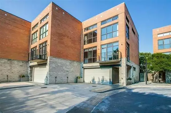 2 bedrooms apartment for rent in Stemmons Corridor - Nw Dallas, Dallas