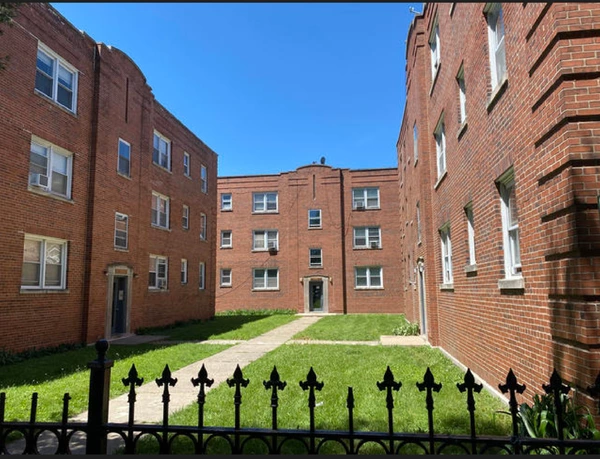 3 bedrooms apartment for rent in Grand Boulevard - South Side, Chicago