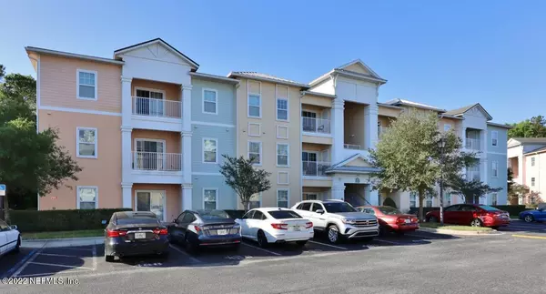 2 bedrooms apartment for rent in Deerwood - Southside, Jacksonville