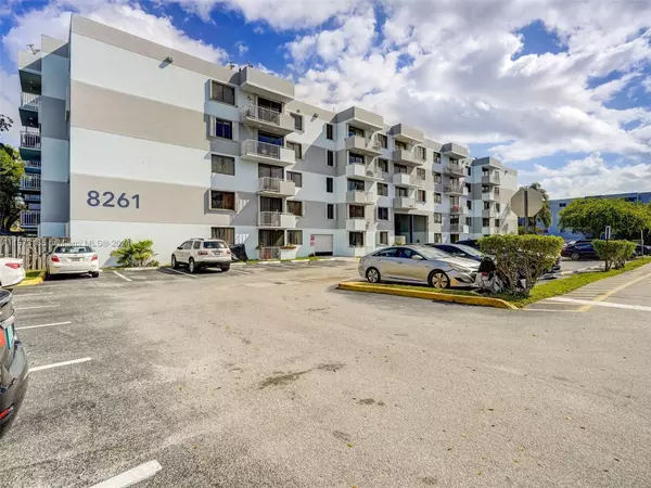2 bedrooms apartment for rent in Westchester FL - Miami Dade, Miami