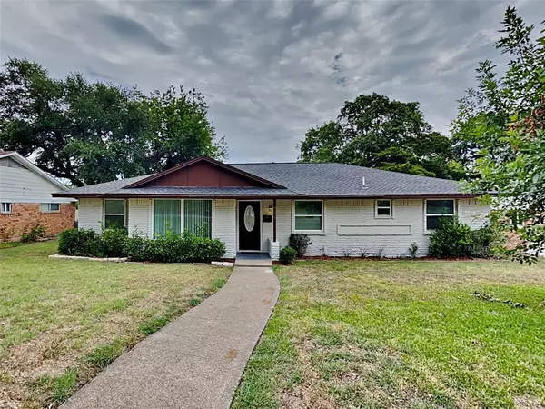 3 bedrooms apartment for rent in Wolf Creek - Sw Dallas, Dallas
