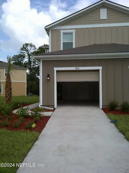 3 bedrooms apartment for rent in Deerwood - Southside, Jacksonville