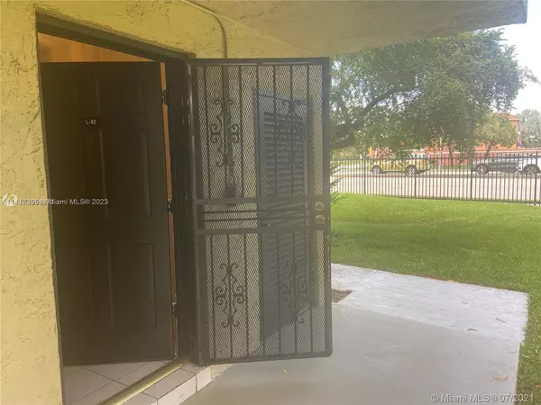 1 bedroom apartment for rent in Westchester FL - Miami Dade, Miami