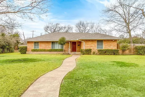 3 bedrooms apartment for rent in Casa View - Ne Dallas, Dallas
