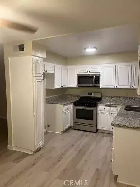 2 bedrooms apartment for rent in Sawtelle - Westside / South Bay, Los Angeles
