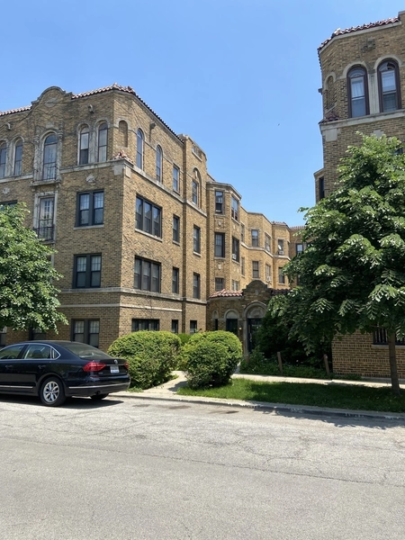 1 bedroom apartment for rent in Irving Park - Northwest Side, Chicago
