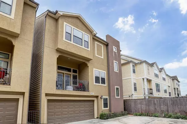 3 bedrooms apartment for rent in Lazybrook / Timbergrove - Inner Loop, Houston