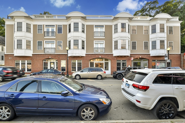 3 bedrooms apartment for rent in Hyde Park BO - Boston, Boston