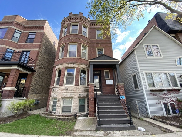 3 bedrooms apartment for rent in Roscoe Village - North Side, Chicago
